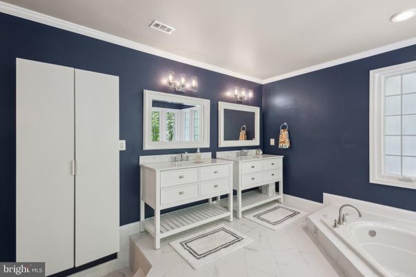 Bathroom, Dual Sink Vanities, Interior, Marble, Recessed Lighting