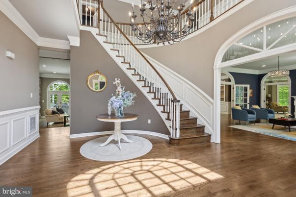 Chandelier, Interior, Living room, Recessed Lighting, Wood Texture Flooring