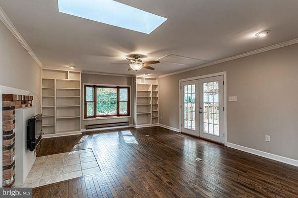 Empty room, Fireplace, Interior, Wood Texture Flooring