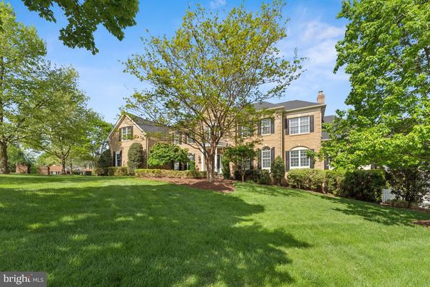Backyard, Exterior, Facade, Brick Facade, French Provincial