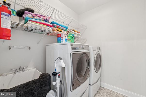 Interior, Washer