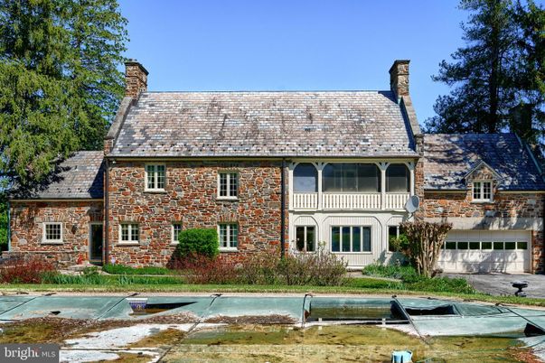 Attached, Exterior, Facade, Brick Facade, French Provincial
