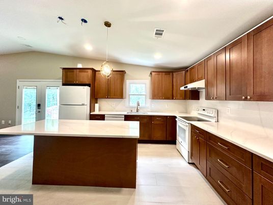 Interior, Kitchen, Pendant Lights, Recessed Lighting
