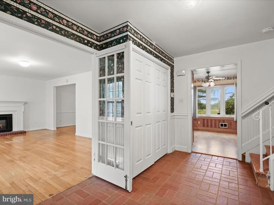 Empty room, Fireplace, Interior, Wood Texture Flooring