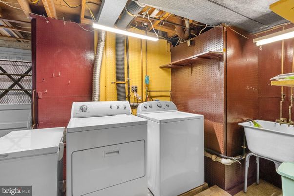 Interior, Washer