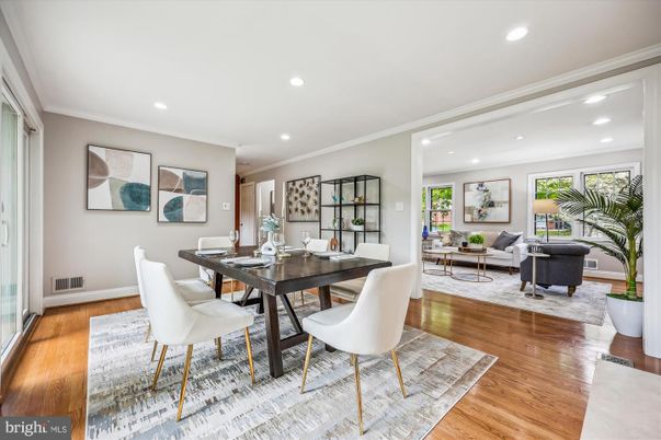 Dining room, Interior, Living room, Recessed Lighting, Wood Texture Flooring