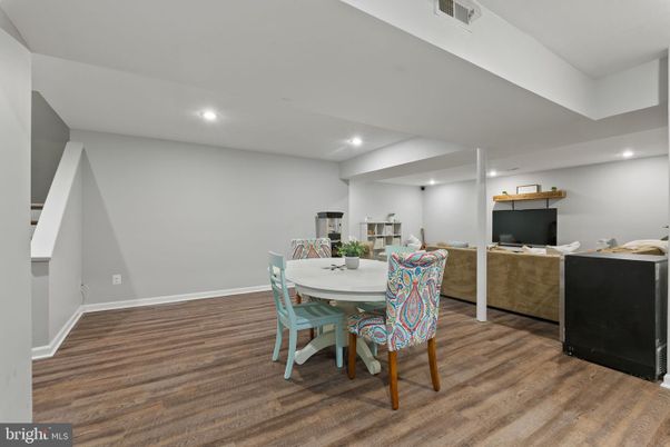 Dining room, Interior, Living room, Recessed Lighting, Wood Texture Flooring