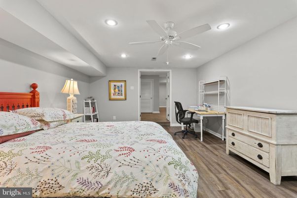 Bedroom, Home Office, Interior, Recessed Lighting, Wood Texture Flooring