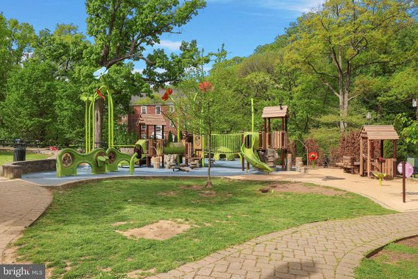Backyard, Exterior, Playground