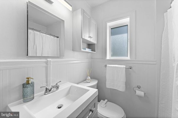 Bathroom, Interior