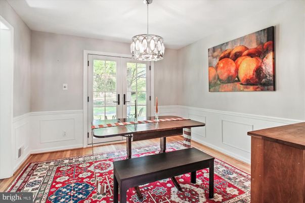 Interior, Pendant Lights, Wood Texture Flooring