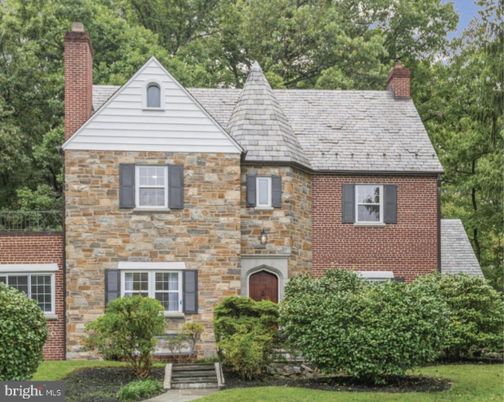 Exterior, Facade, Brick Facade, French Provincial