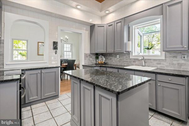 Dining room, Interior, Kitchen, Recessed Lighting