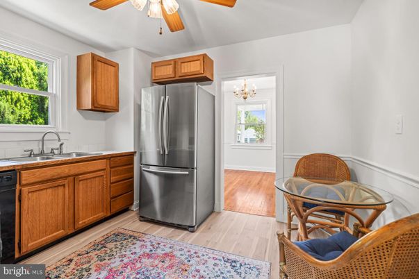 Chandelier, Interior, Kitchen, Wood Texture Flooring
