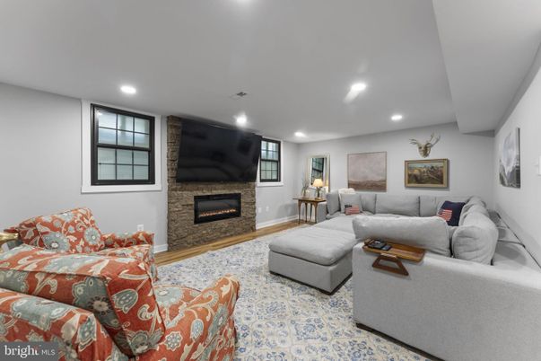 Fireplace, Interior, Living room, Recessed Lighting