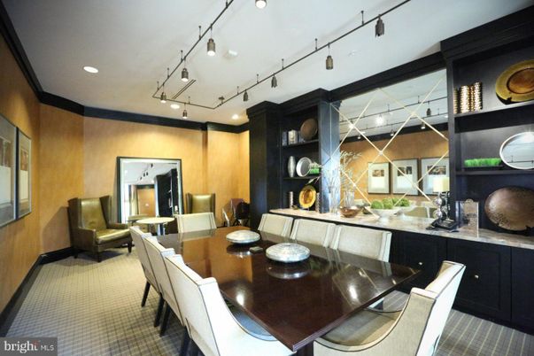 Dining room, Interior, Recessed Lighting
