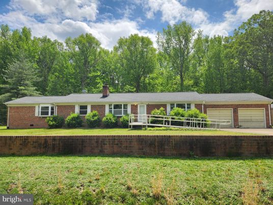 Attached, Exterior, Facade, Brick Facade, Ranch