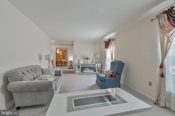 Fireplace, Interior, Living room