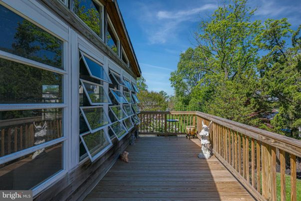 Exterior, Wood Texture Flooring