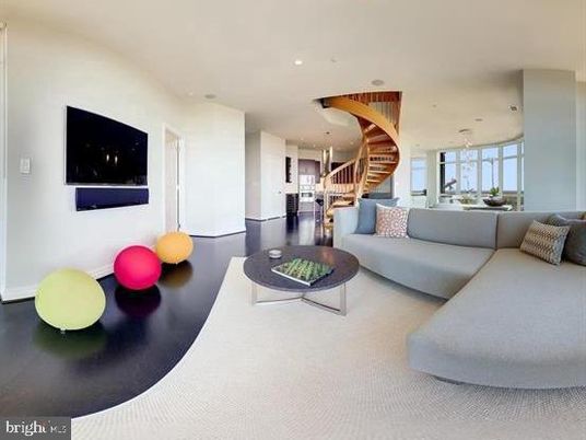 Interior, Living room, Pendant Lights, Recessed Lighting