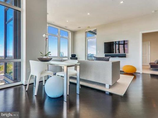 Dining room, Interior, Living room, Recessed Lighting, Wood Texture Flooring