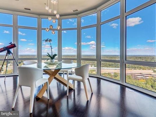 Dining room, Interior, Pendant Lights, Sun Room, Water, Wood Texture Flooring