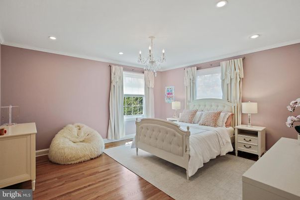 Bedroom, Chandelier, Interior, Recessed Lighting, Wood Texture Flooring