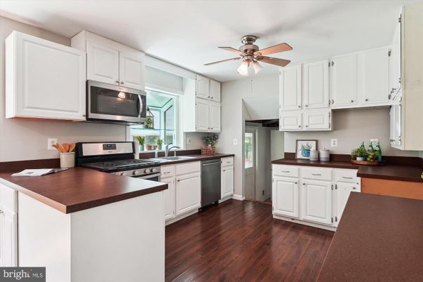 Interior, Kitchen, Wood Texture Flooring