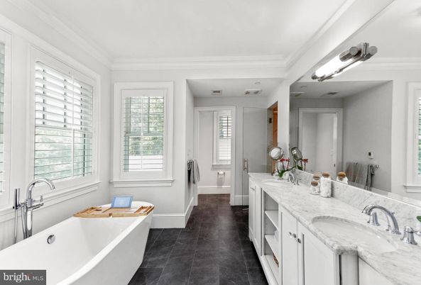 Bathroom, Dual Sink Vanities, Free Standing Baths, Interior