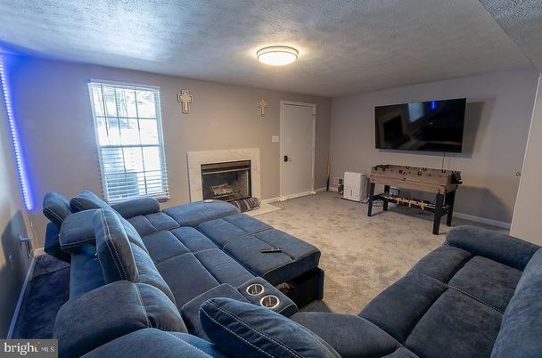 Fireplace, Interior, Living room
