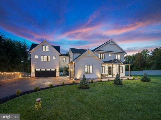 Attached, Backyard, Exterior, Facade, Farmhouse