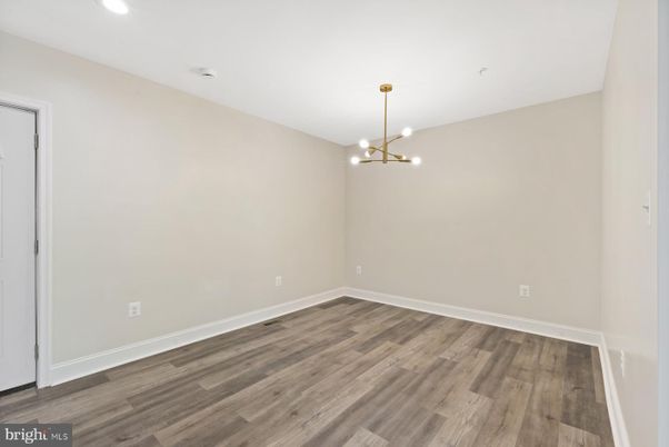 Empty room, Interior, Pendant Lights, Recessed Lighting, Wood Texture Flooring