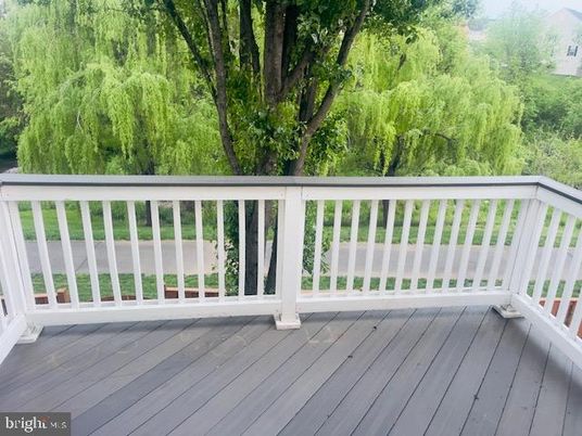 Exterior, Wood Texture Flooring