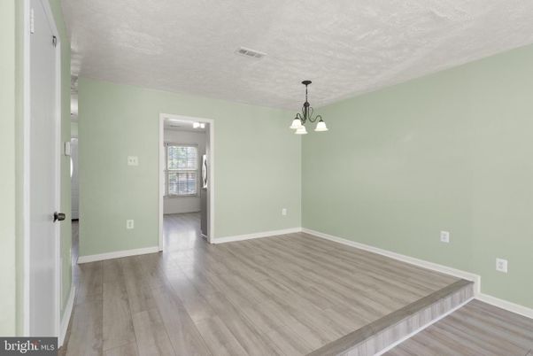 Empty room, Interior, Pendant Lights, Wood Texture Flooring