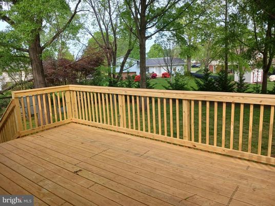Backyard, Exterior, Wood Texture Flooring