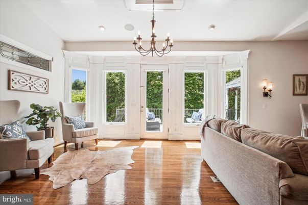 Chandelier, Interior, Living room, Recessed Lighting, Wood Texture Flooring