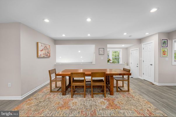 Dining room, Interior, Recessed Lighting, Wood Texture Flooring