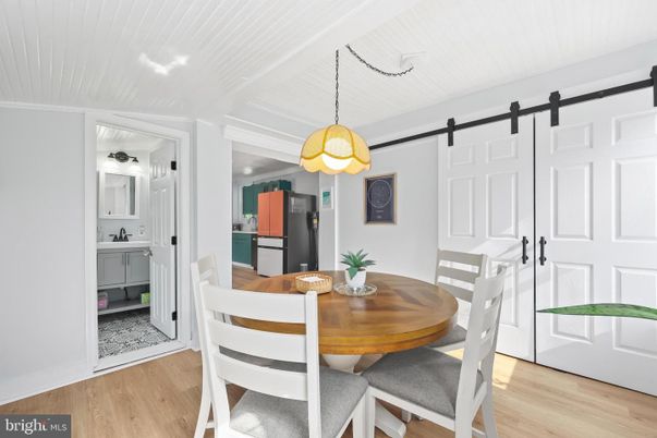 Dining room, Interior, Kitchen, Pendant Lights, Wood Texture Flooring