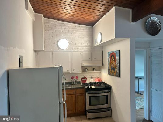 Interior, Kitchen, Wooden Ceilings