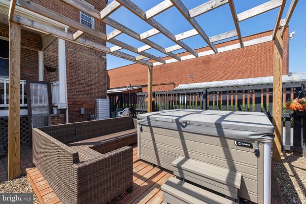 Exterior, Hot Tub