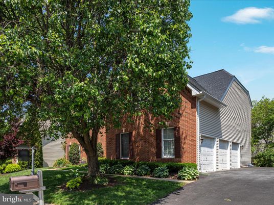 Attached, Exterior, Facade, Brick Facade, Brick Traditional