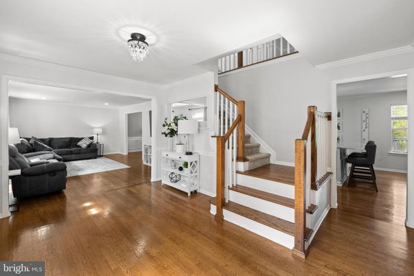 Chandelier, Dining room, Interior, Living room, Wood Texture Flooring
