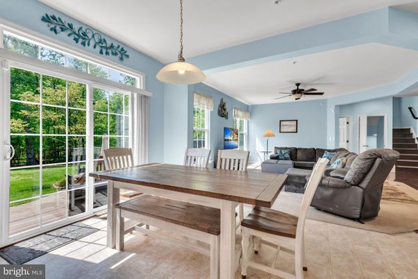 Dining room, Interior, Living room, Pendant Lights
