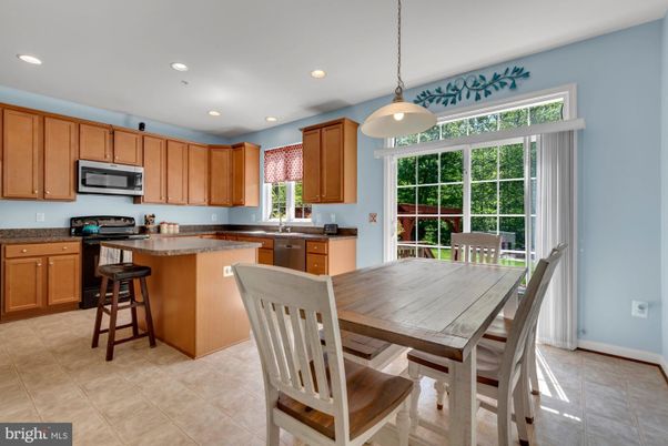 Dining room, Interior, Kitchen, Pendant Lights, Recessed Lighting