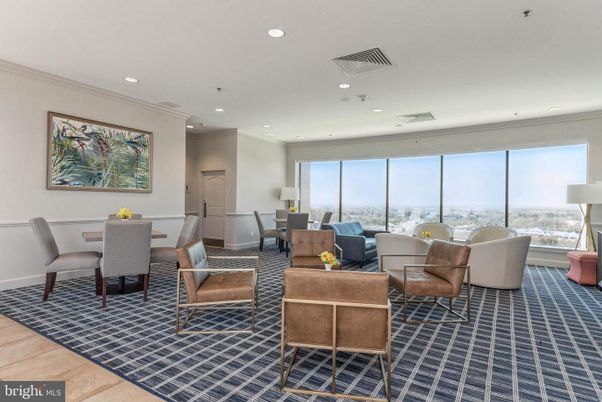 Dining room, Interior, Living room, Recessed Lighting