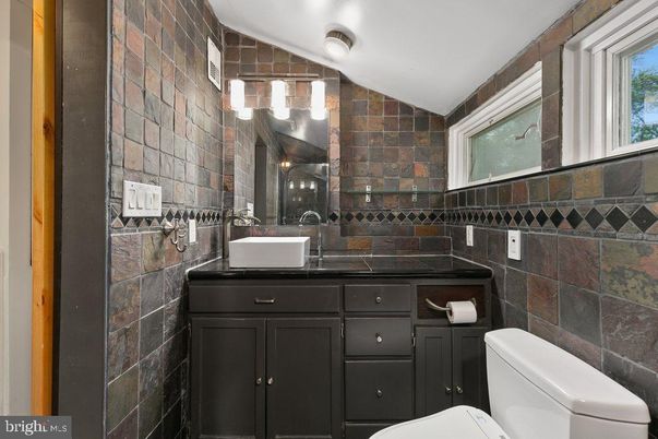 Bathroom, Interior, Stone Walls