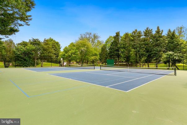 Exterior, Tennis Courts
