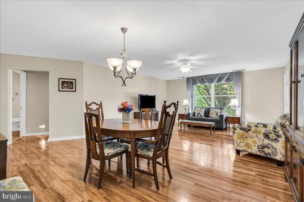 Chandelier, Dining room, Interior, Living room, Wood Texture Flooring