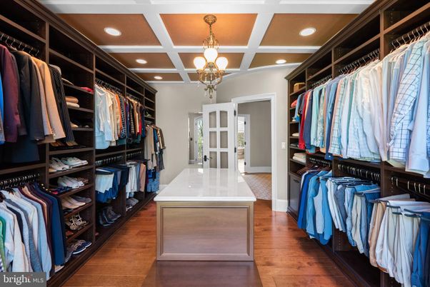 Interior, Recessed Lighting, Walk-in Closets, Wood Texture Flooring