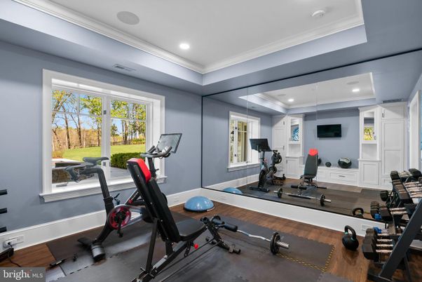 Fitness Equipment, Interior, Recessed Lighting, Wood Texture Flooring
